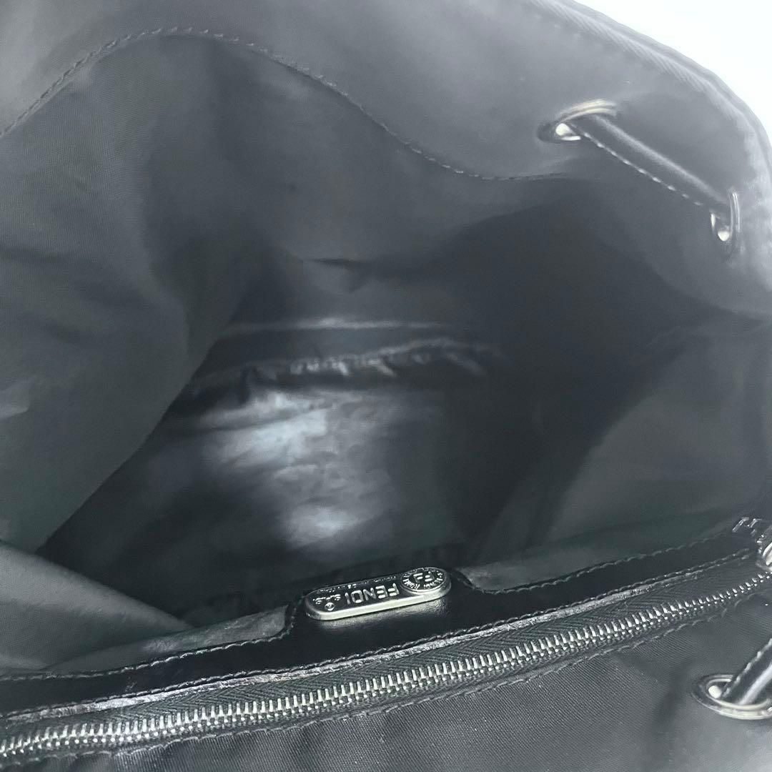 フェンディ FENDI リュックサック バックパック ブラック 黒 DECORATOM_COM_BR