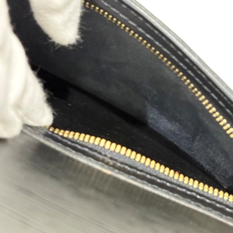 VUITTON ルイヴィトン