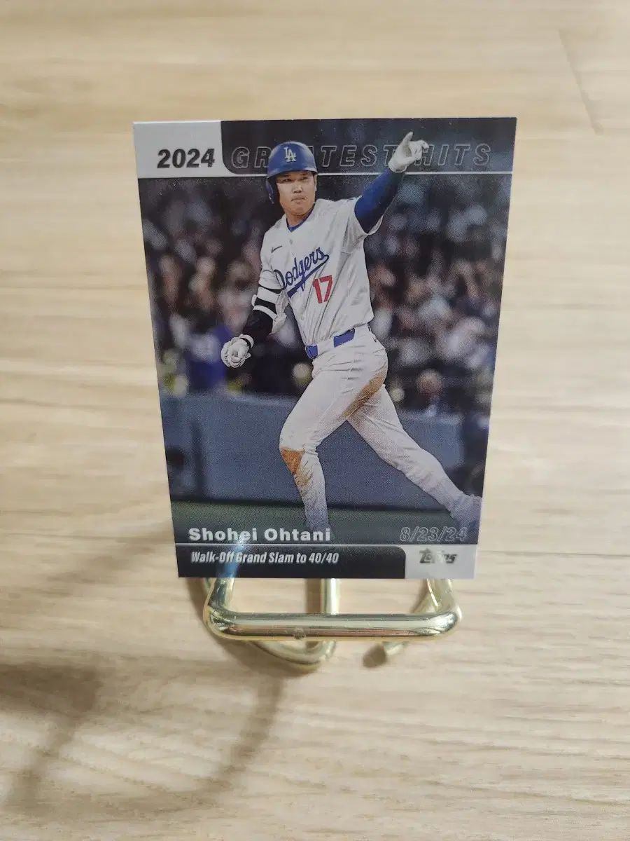 25 TOPPS LA ドジャーズ 翔平 大谷 (おおたに）野球カード