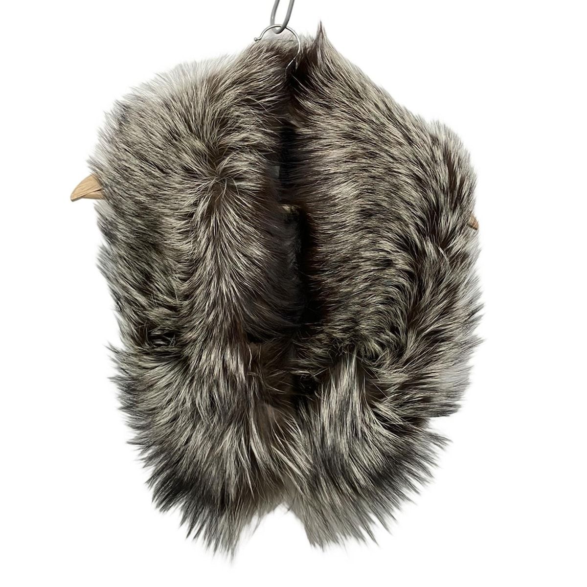 サガフォックス SAGA FOX フォックス アイボリー×ダークブラウン ネーム刺繍 新品同様 マフラー サガフォックス SAGA FOX - フォックス アイボリー×ダークブラウン