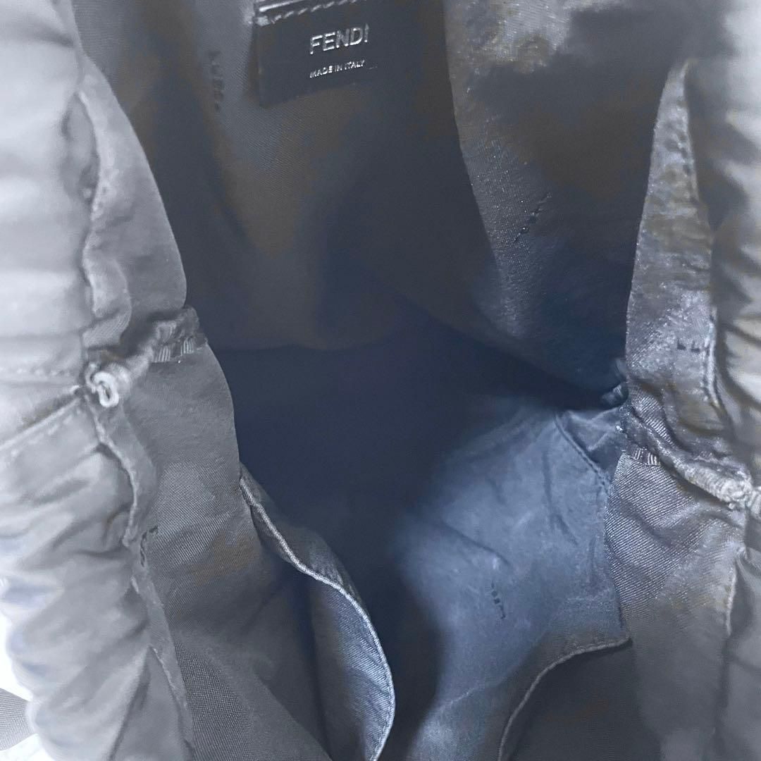 デカロゴ レザー