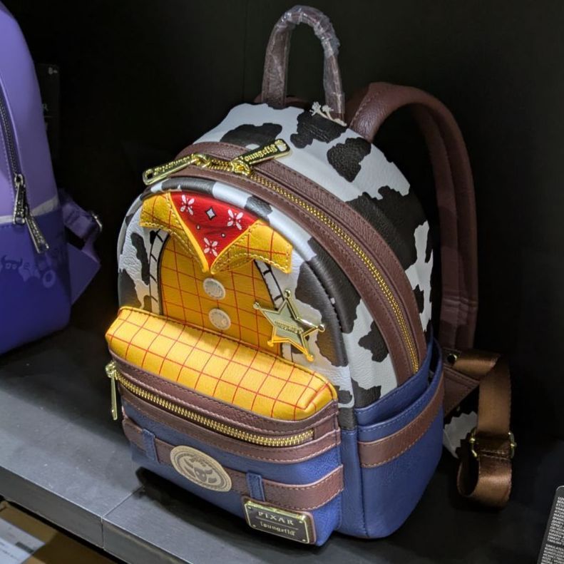 DISNEY ラウンジフライ ロゴ