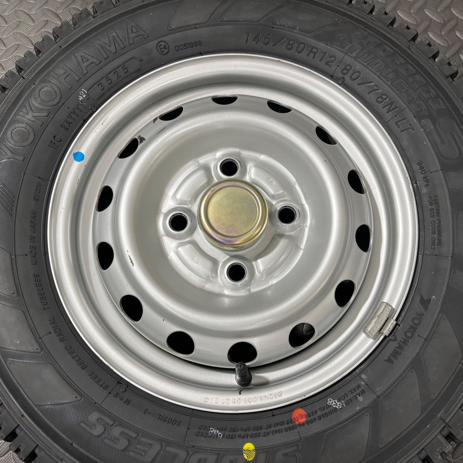 25年製 タイヤ 145 80 R 12 78 N LT ヨコハマ SY 01 V 三菱 ミニキャブ 日産 クリッパー U 61 71 スタッドレスタイヤ 冬タイヤ 1138