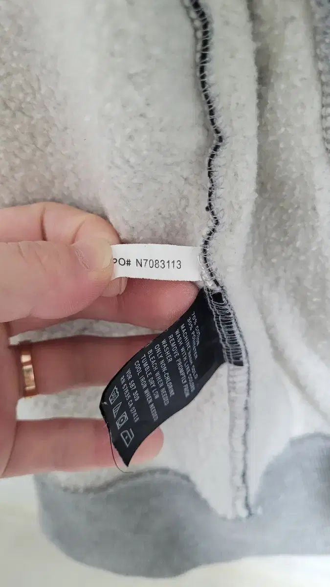 グレーxネイビー ナイロン