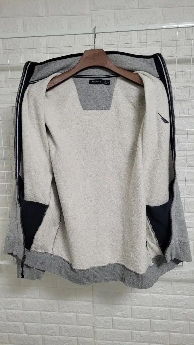 ノーティカ グレーxネイビー