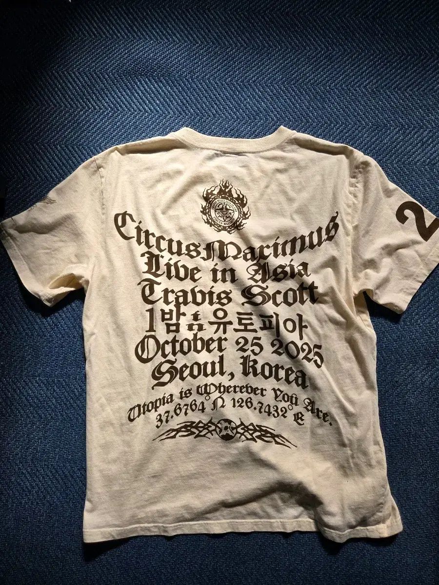 トラヴィス スコット マーチャン 1夜 Tシャツ XL