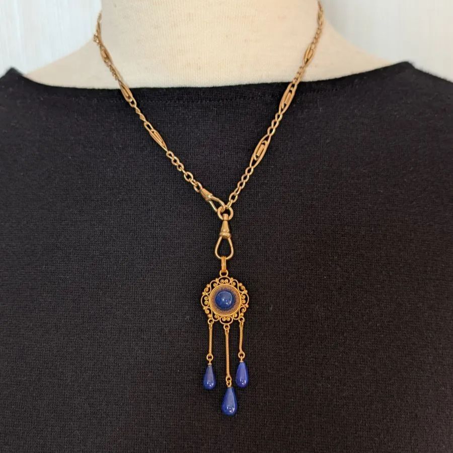 22金 ラピスラズリのエトルスカンリバイバルデザインペンダント