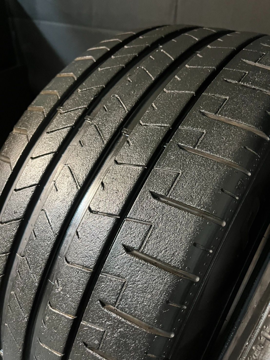  2020年製 約8 3分山 ピレリ PIRELLI ピーゼロ P ZERO f 275 35 R 20 2本 h_621 20インチ サマータイヤ ノーマルタイヤ