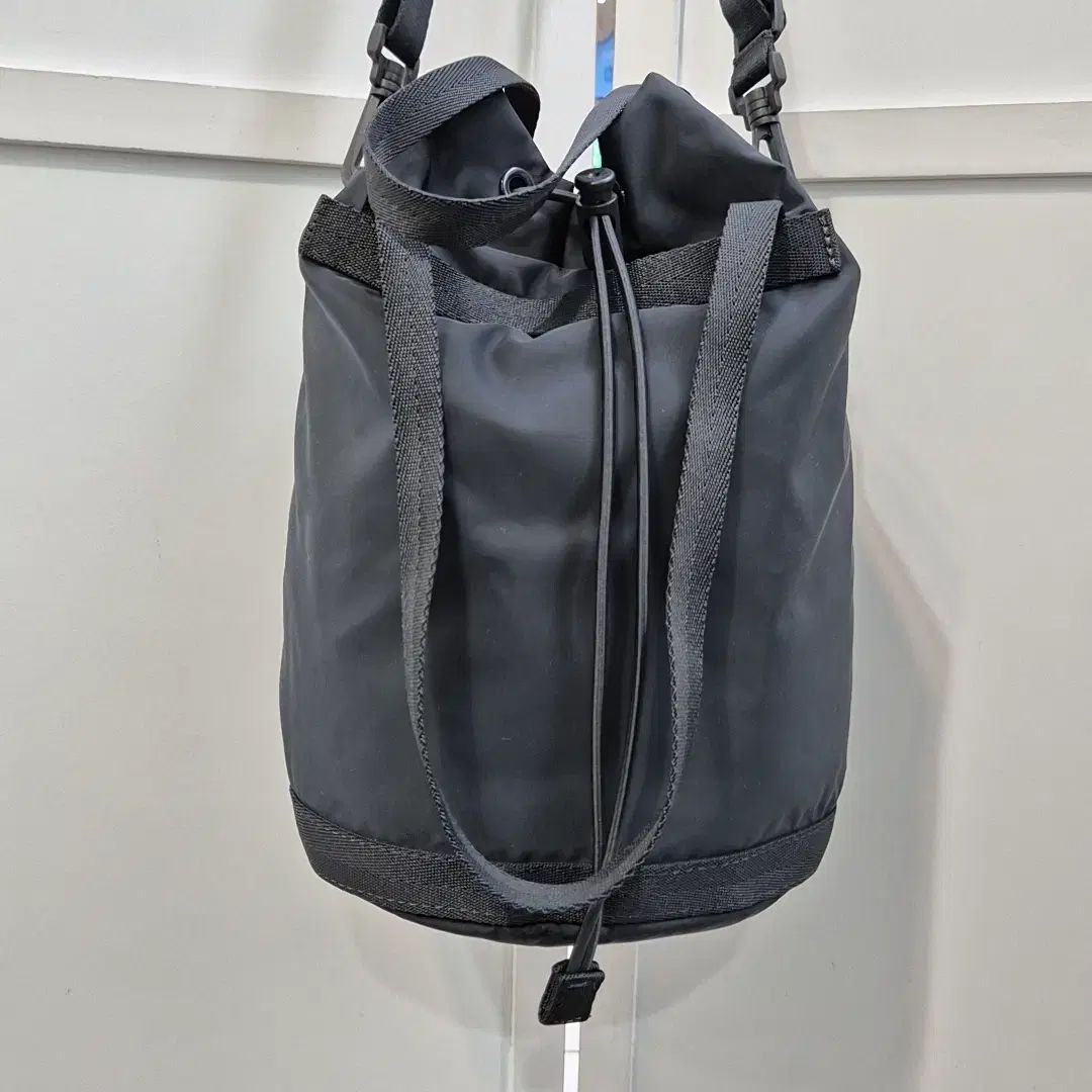 バケットバッグ クリーム