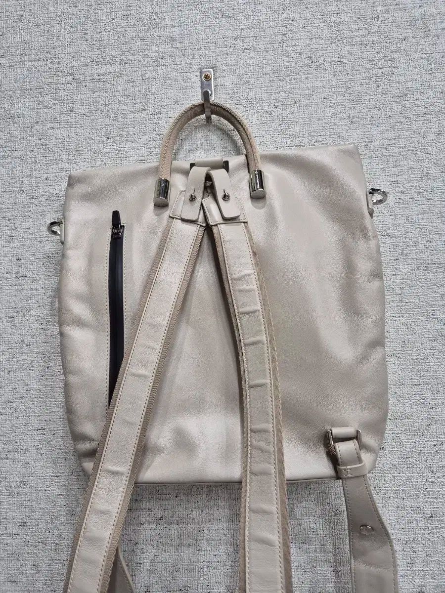 ヒールアンドサス