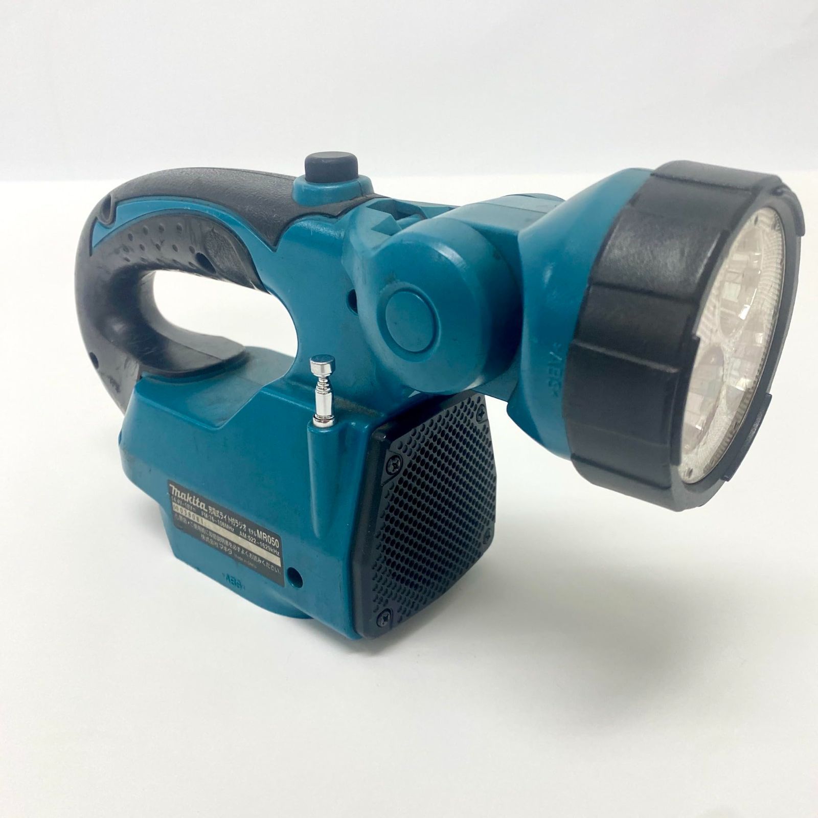 マキタ Makita MR050 充電式ラジオ付ライト 3544