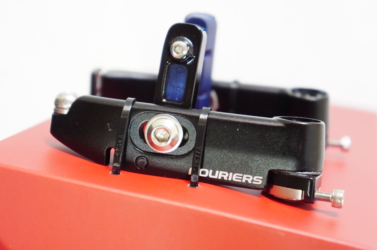 FOURIERS フォーリアーズ BR-S005 GIANT PROPEL用 エアロVブレーキ バイチャリ熊谷店