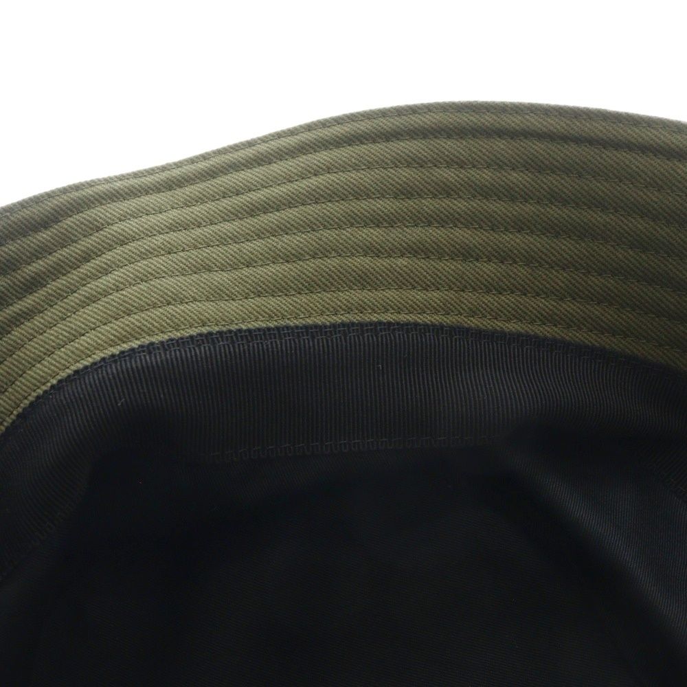 プラダ フロントロゴ刺繍