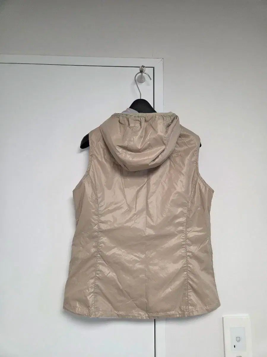 K-WAY ケーウェイ ウィンドブレーカー ベスト ベージュ