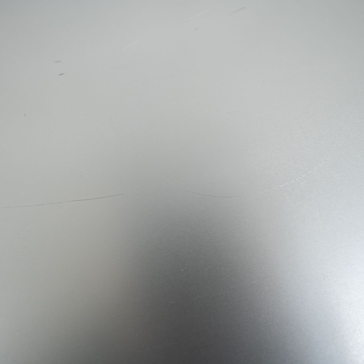 Cassina ixc. カッシーナイクスシー AIR FRAME エアーフレーム サイドボード アルミ シルバー デヴィッド チッパーフィールド MARWIL-DEMENAGEMENTS_CH