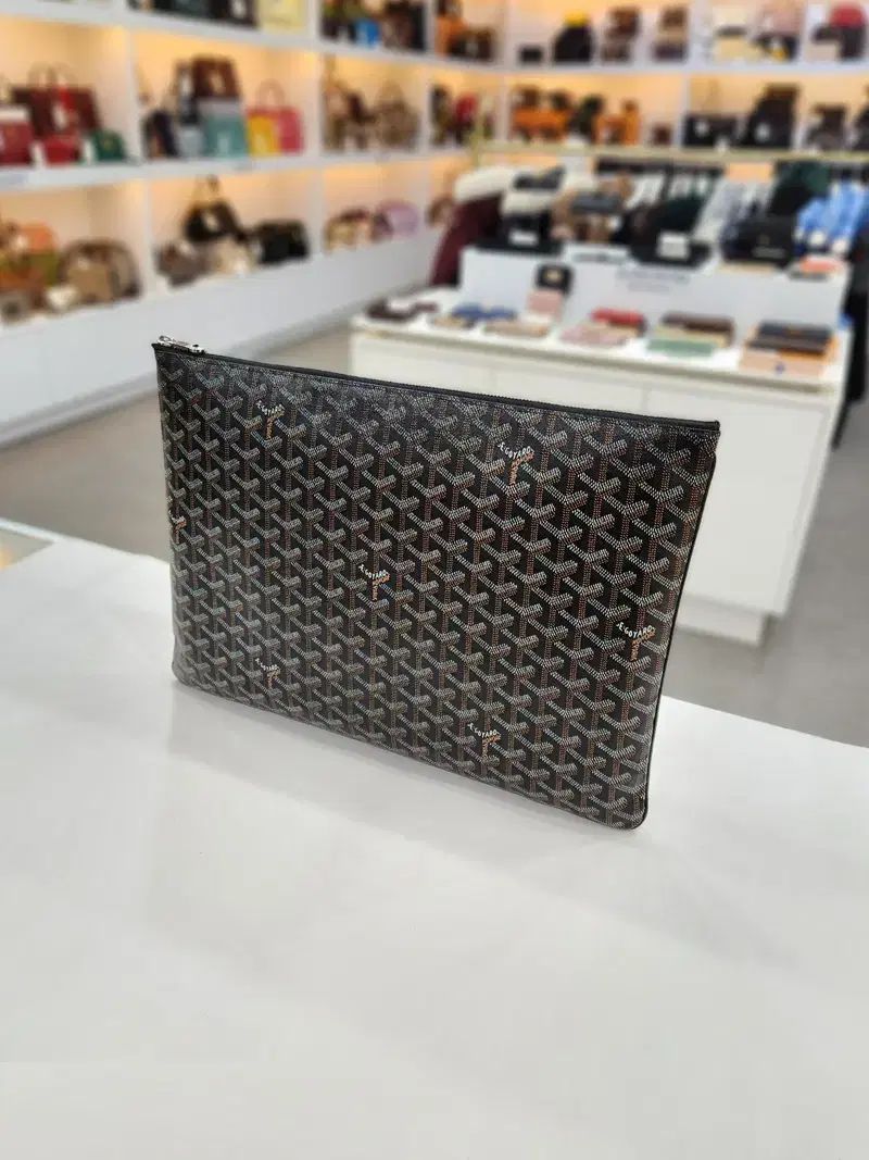 品質100％保証! Masion Goyard ゴヤール 瀬名 泉 ブラック GM クラッチバッグ APMSENAT2