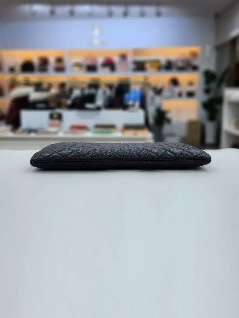 キャビア シルバー