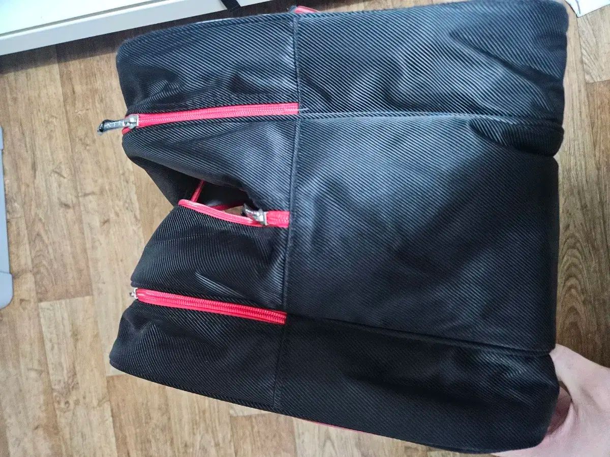 バドミントン バッグ