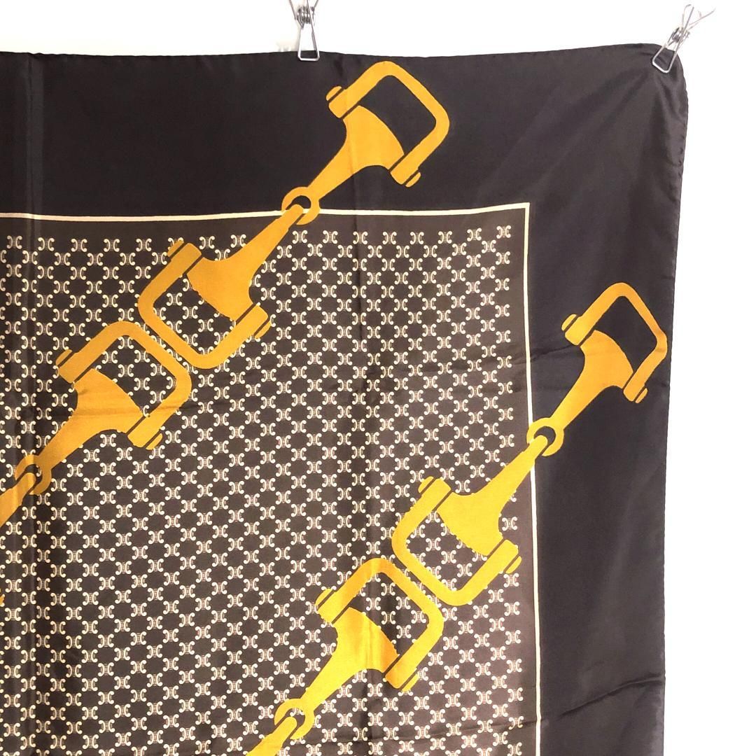 ダークブラウン イエロー