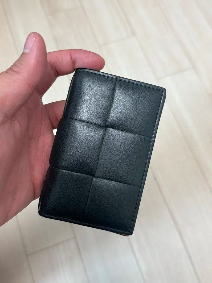 BOTTEGA VENETA ボッテガ ヴェネタ ツートン ラブ