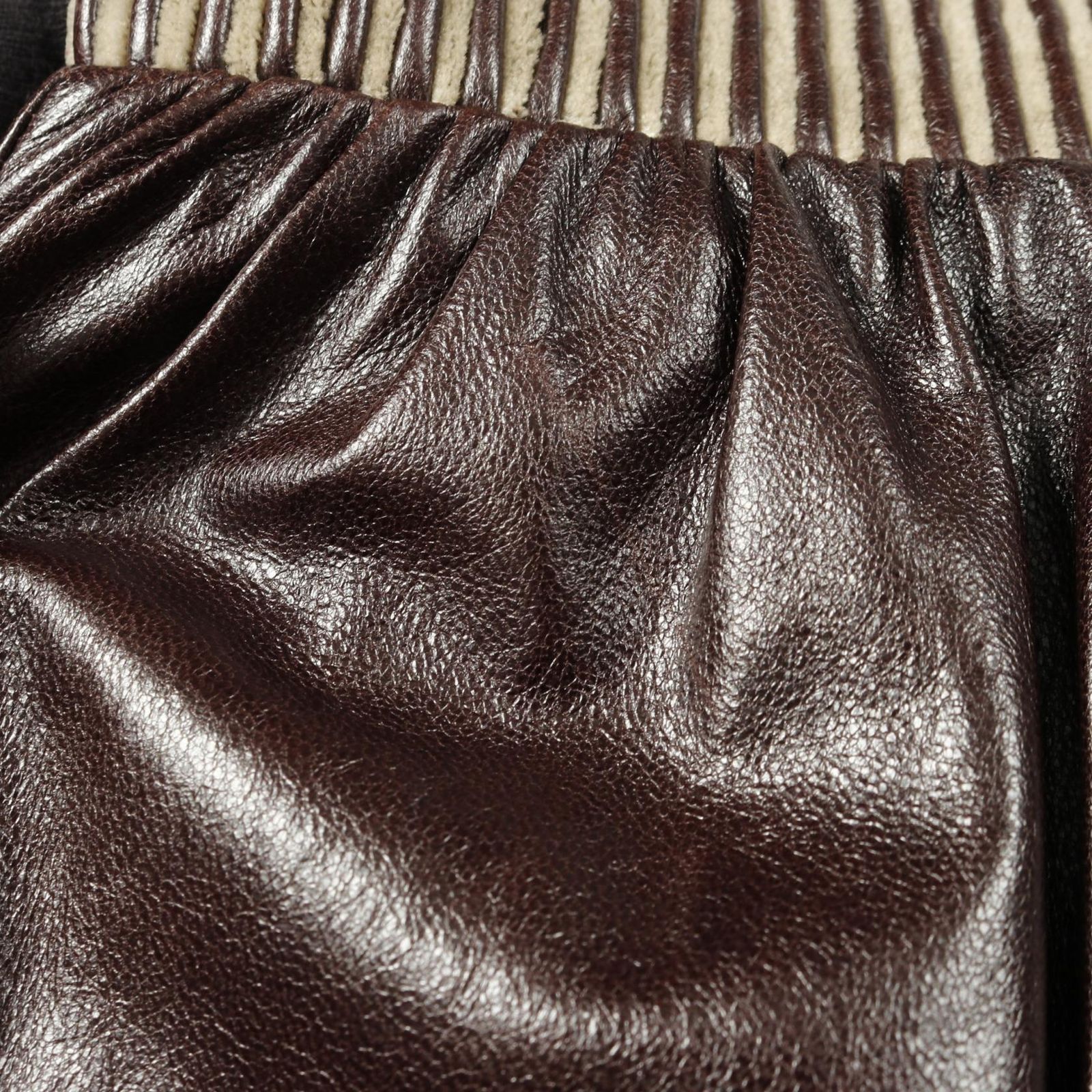 P52688C00285 ラムスキン