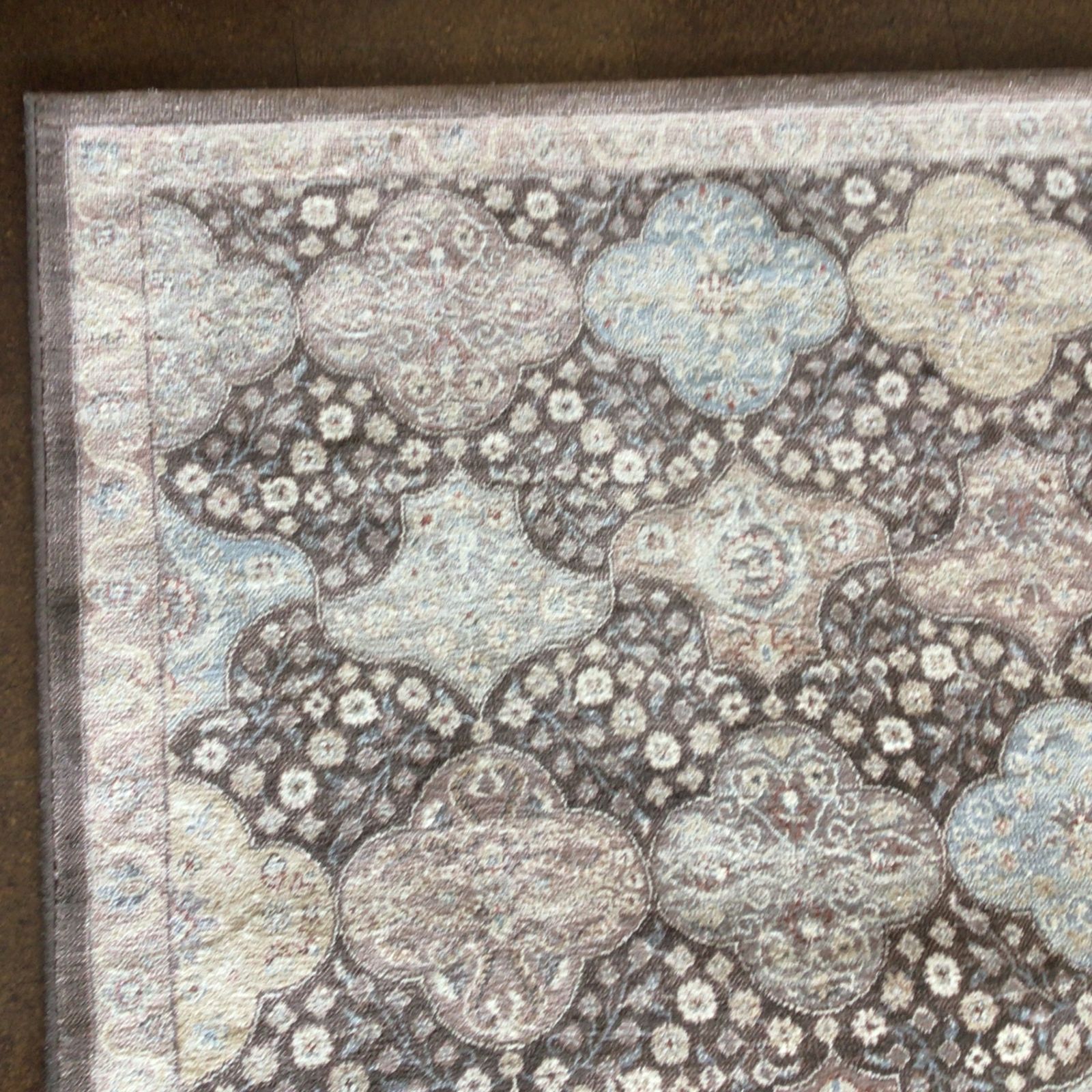 ラグジュアリー