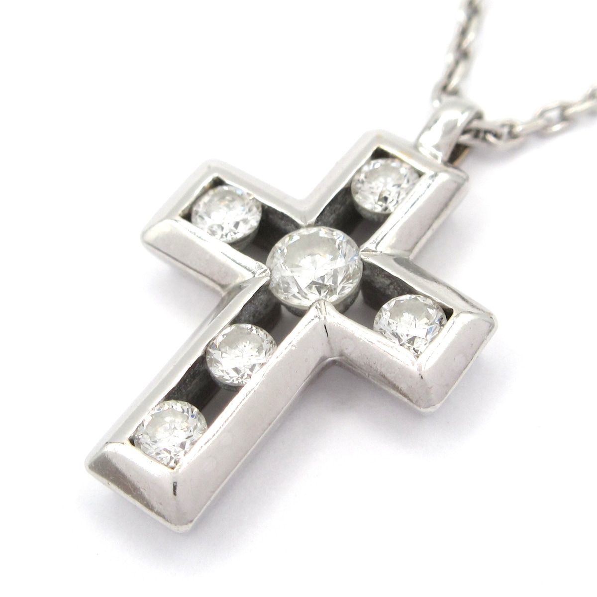 VENDOME ヴァンドーム青山 ネックレス - K18WG×ダイヤモンド 総重量 4.3g 6Pダイヤ ダイヤ0.32カラット クロス 十字架