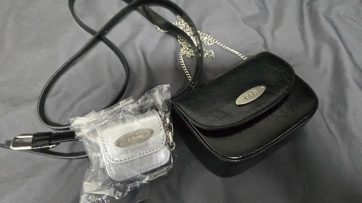 イイエミニバック - イイエエアーポッズ Airpods ポーチ