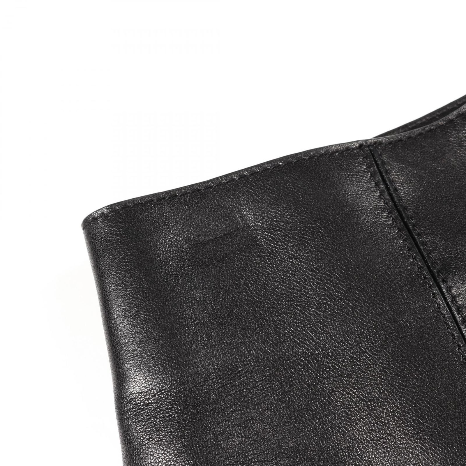 スカート セリエボタン