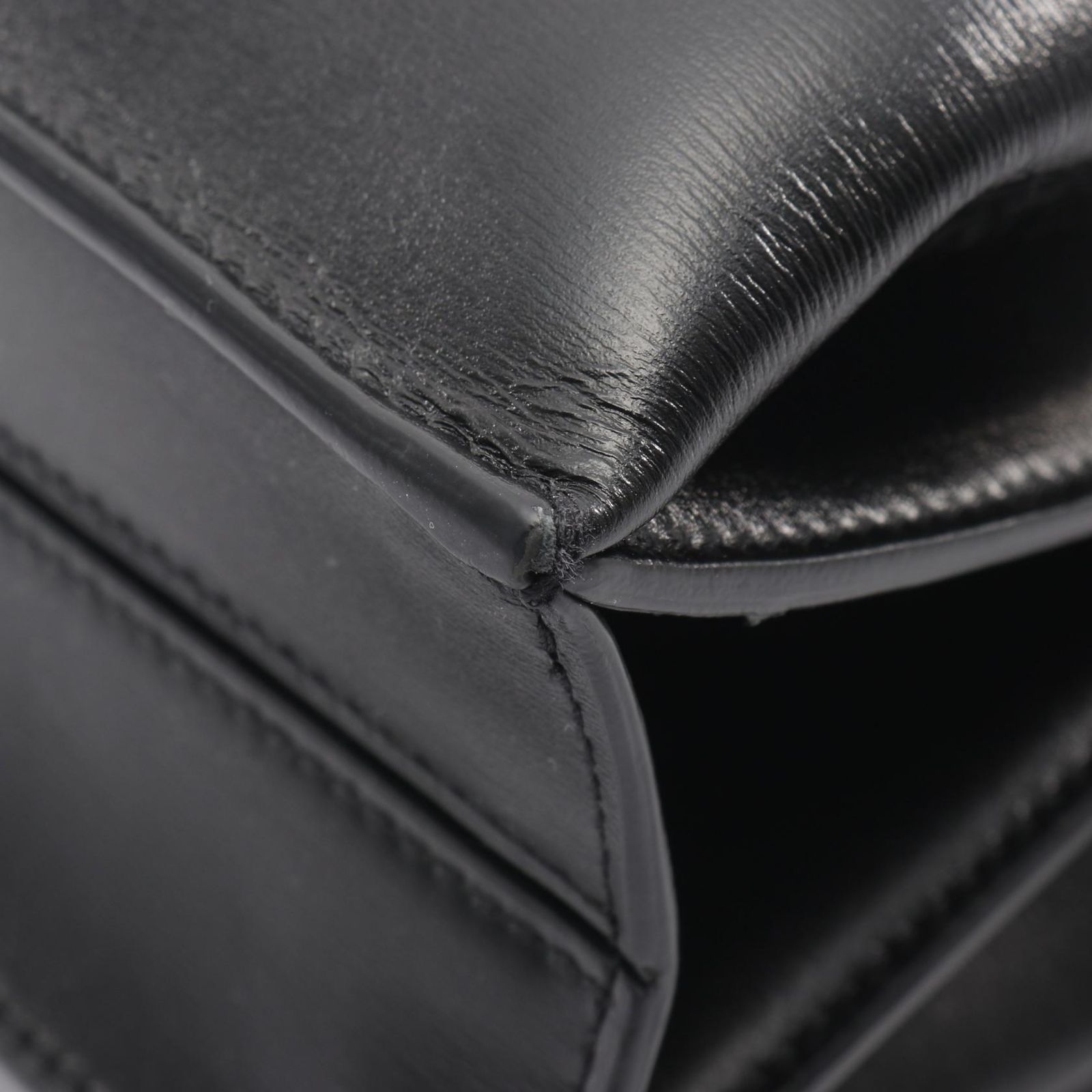 ブラック レザー