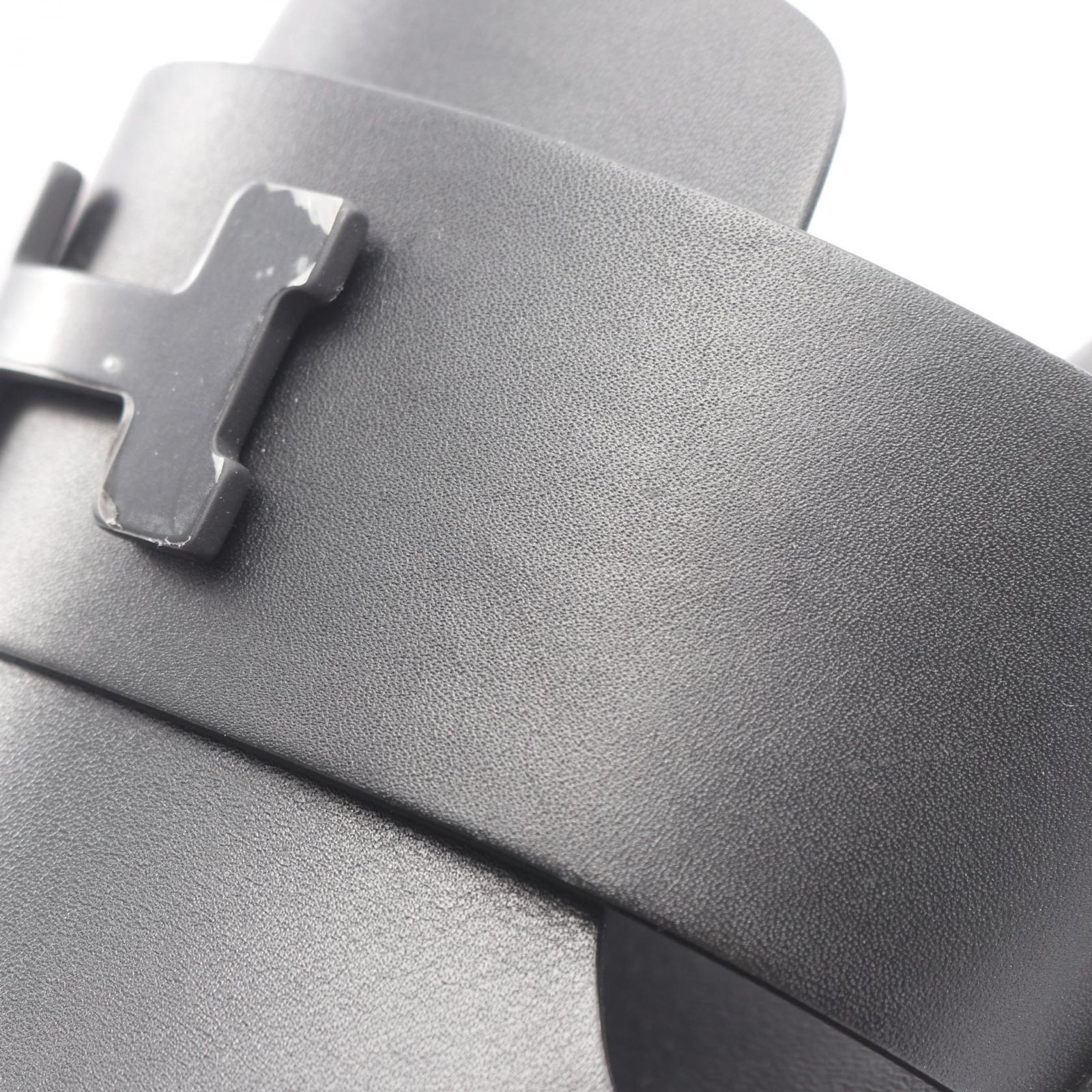 サンダル アルル