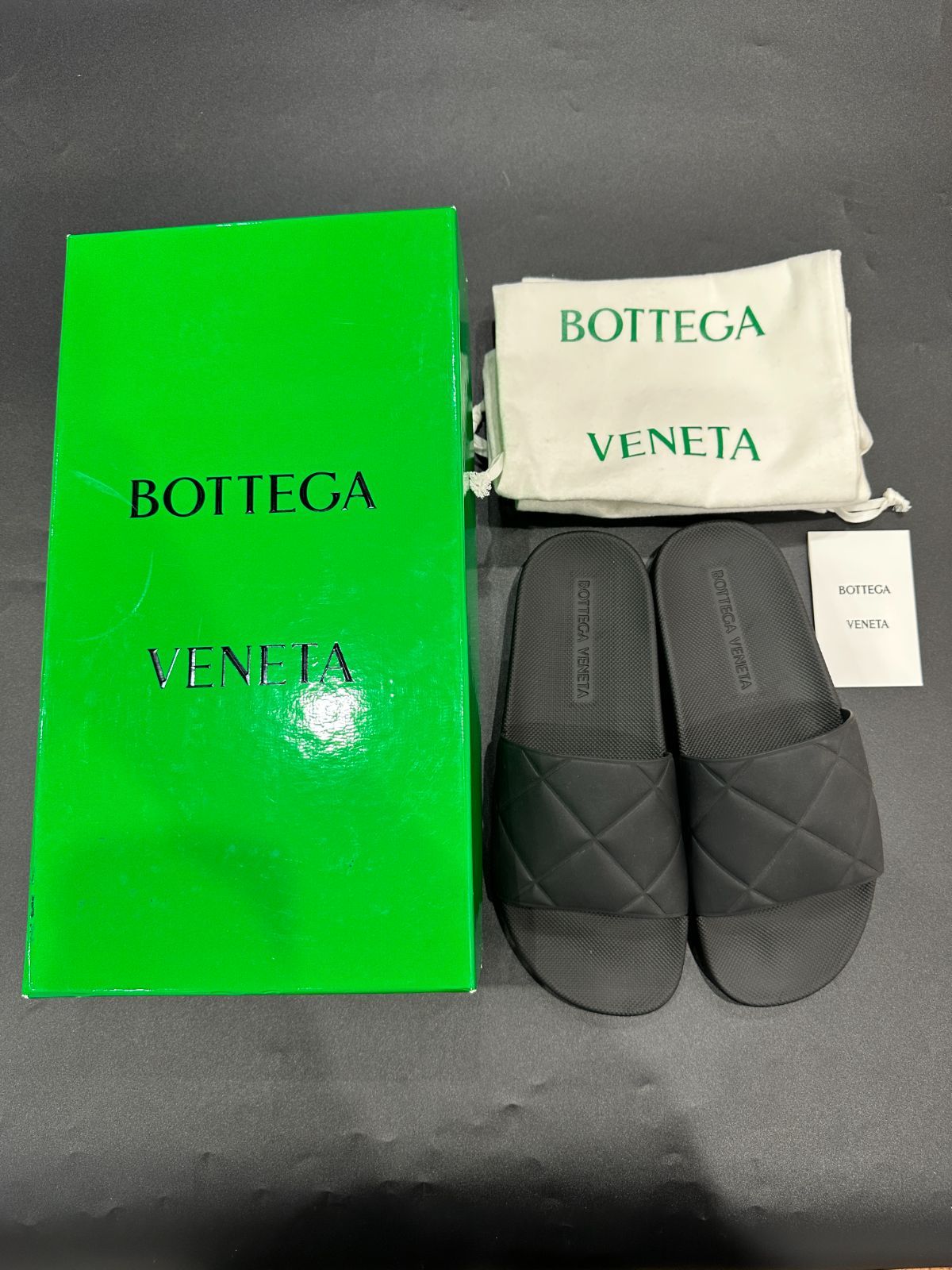 BOTTEGA VENETA イントレチャート ラバーサンダル 40 BLK サンダル D25083144