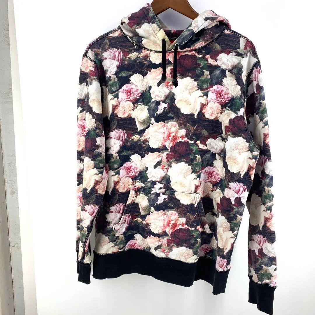 Supreme - メルカリ