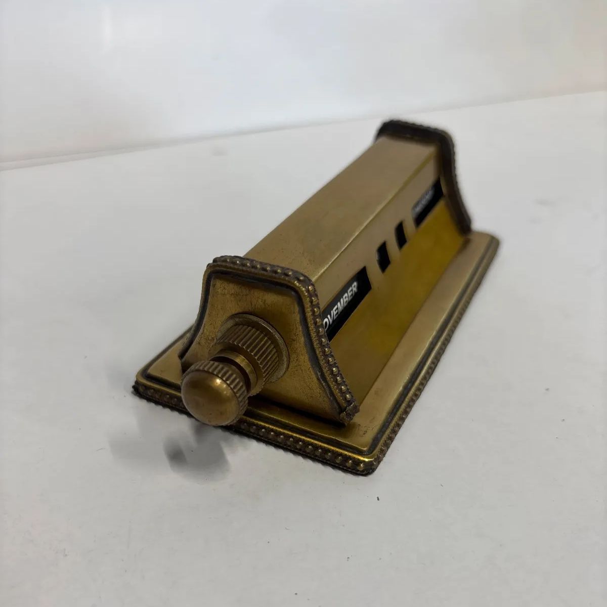 DULTON Dorado アンティーク調デスクトップカレンダー