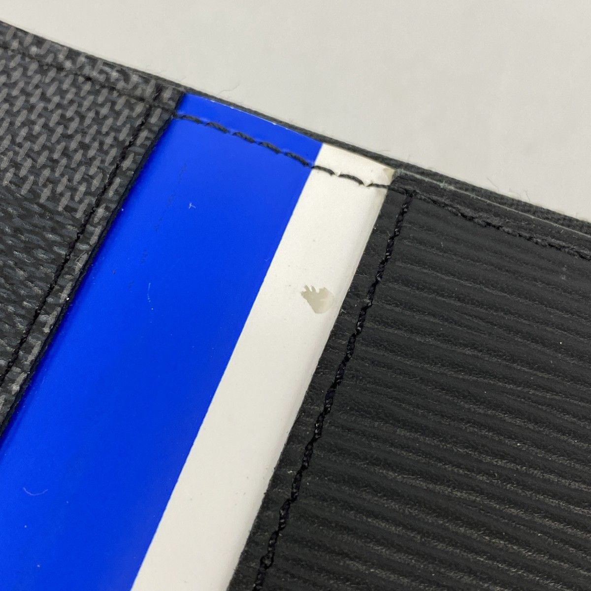 5 me 5943 ルイヴィトン 長財布 エピ ダミエ グラフィット ジッピーオーガナイザー M 69541 ブラック メンズ 大人向け 長財布 