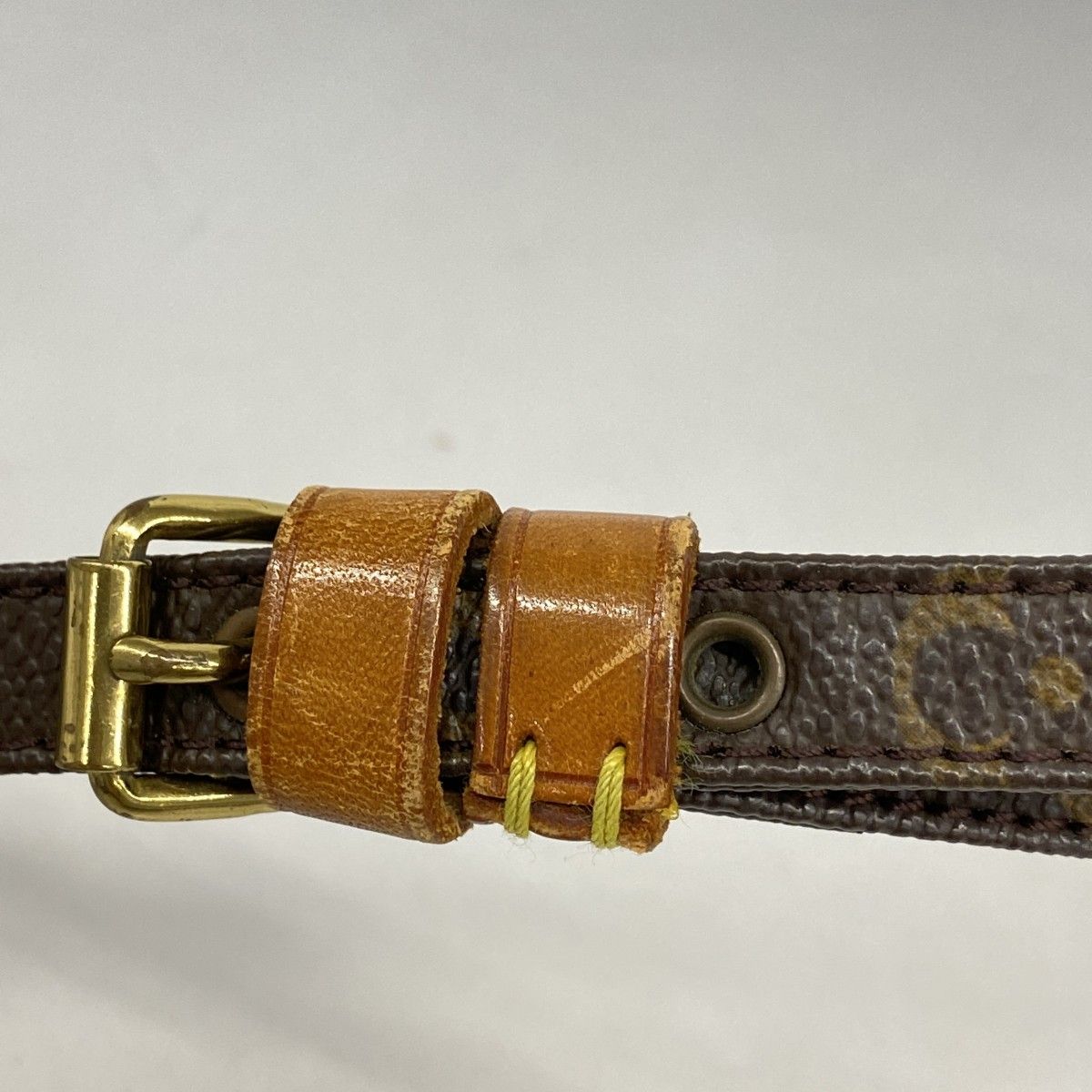 ショルダーバッグ