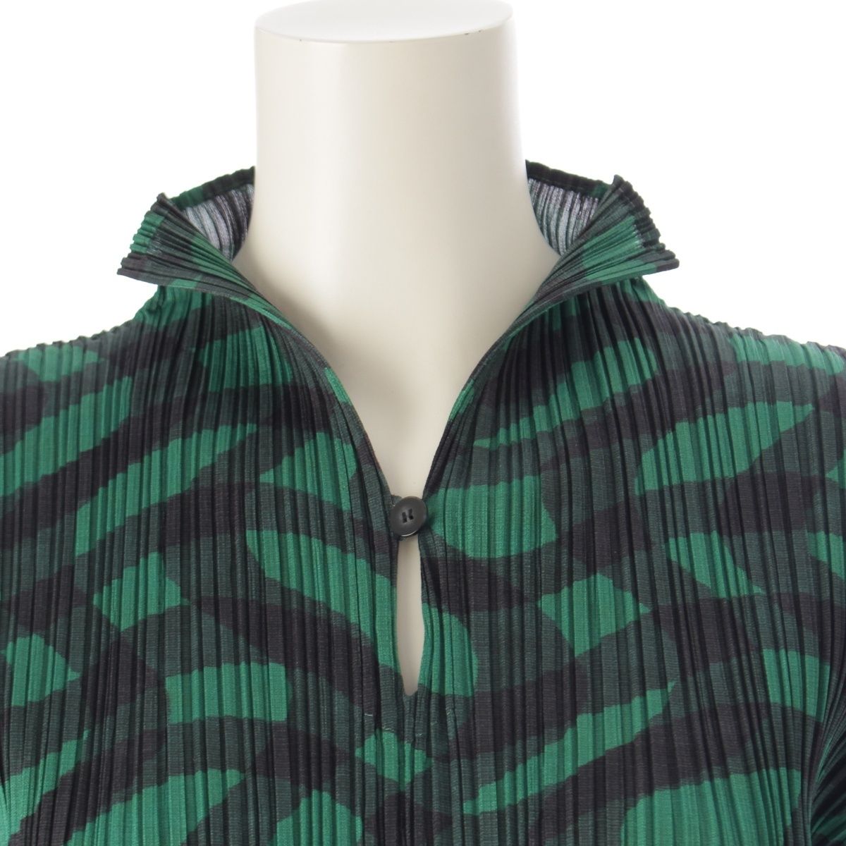 プリーツプリーズ イッセイミヤケ 17年 総柄 半袖 トップス ロング スカートセットアップ PP73-JK781 PP73-JG784 グリーン×ブラック 3 2 MAAHADDERANG_COM