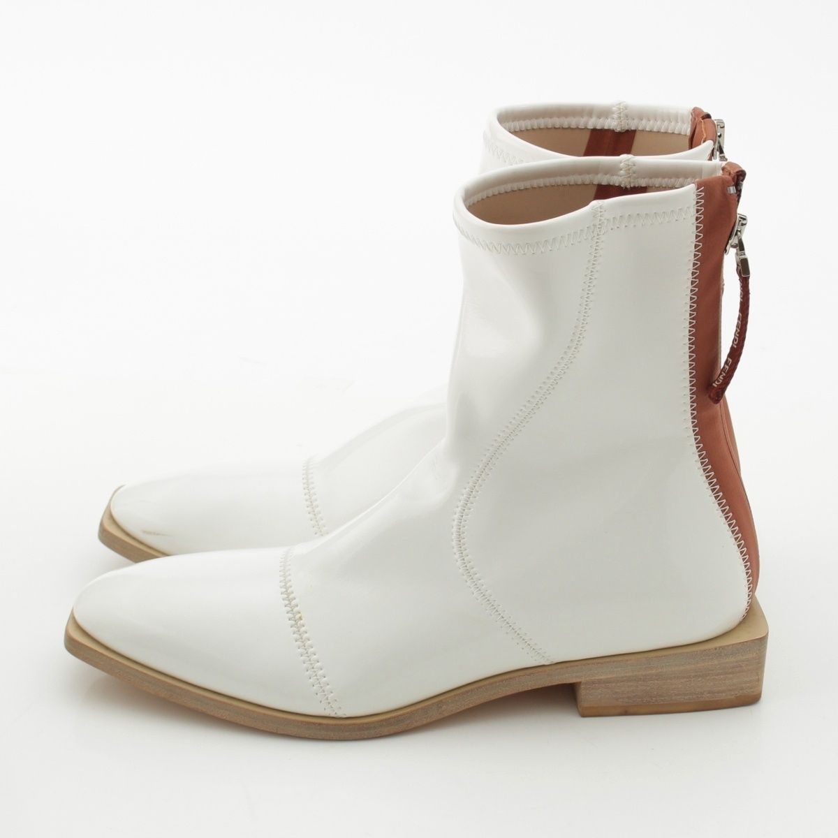  フェンディ パテントレザー スクエアトゥ ショート ブーツ シューズ ホワイト 39 その他 ブーツ