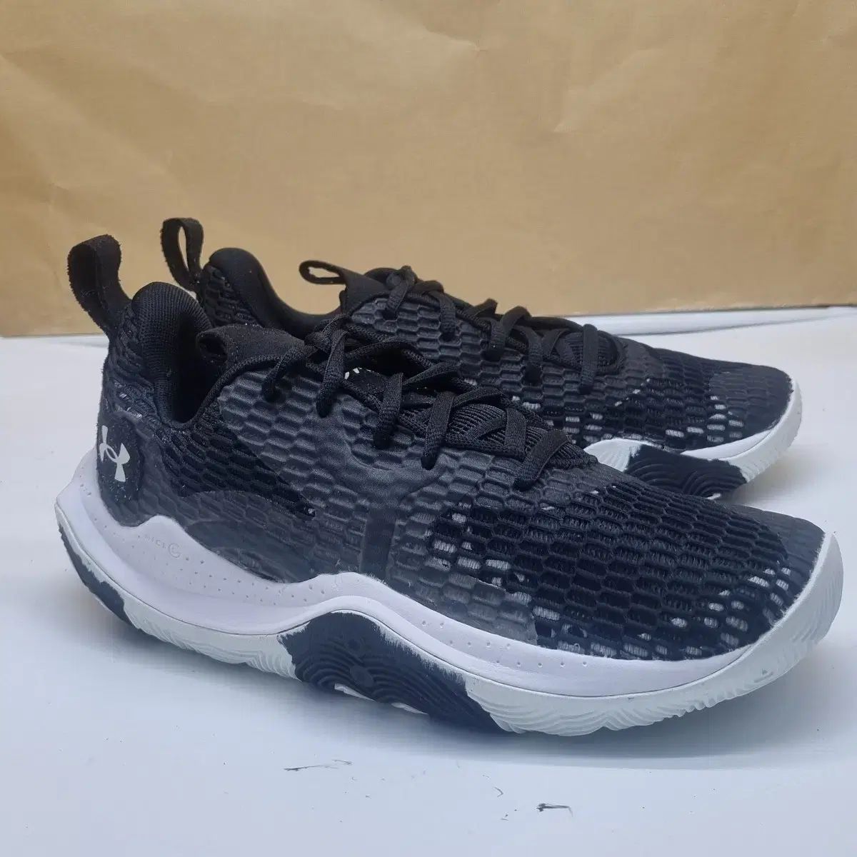 UNDER ARMOUR アンダーアーマー スポン3 ブラック バスケシューズ 250