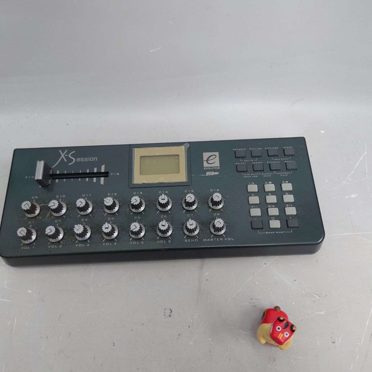 Evolution X-Session USB MIDI Controller 動作品 エボリューション DJコントローラー DTM ミキサー型 MIDIコントロールサーフェス z-2345