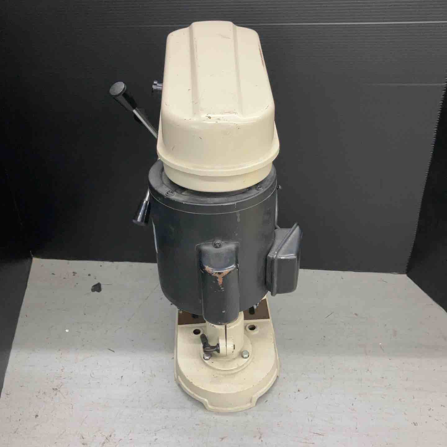 マキタ makita 卓上ボール盤 TB131 戸田店