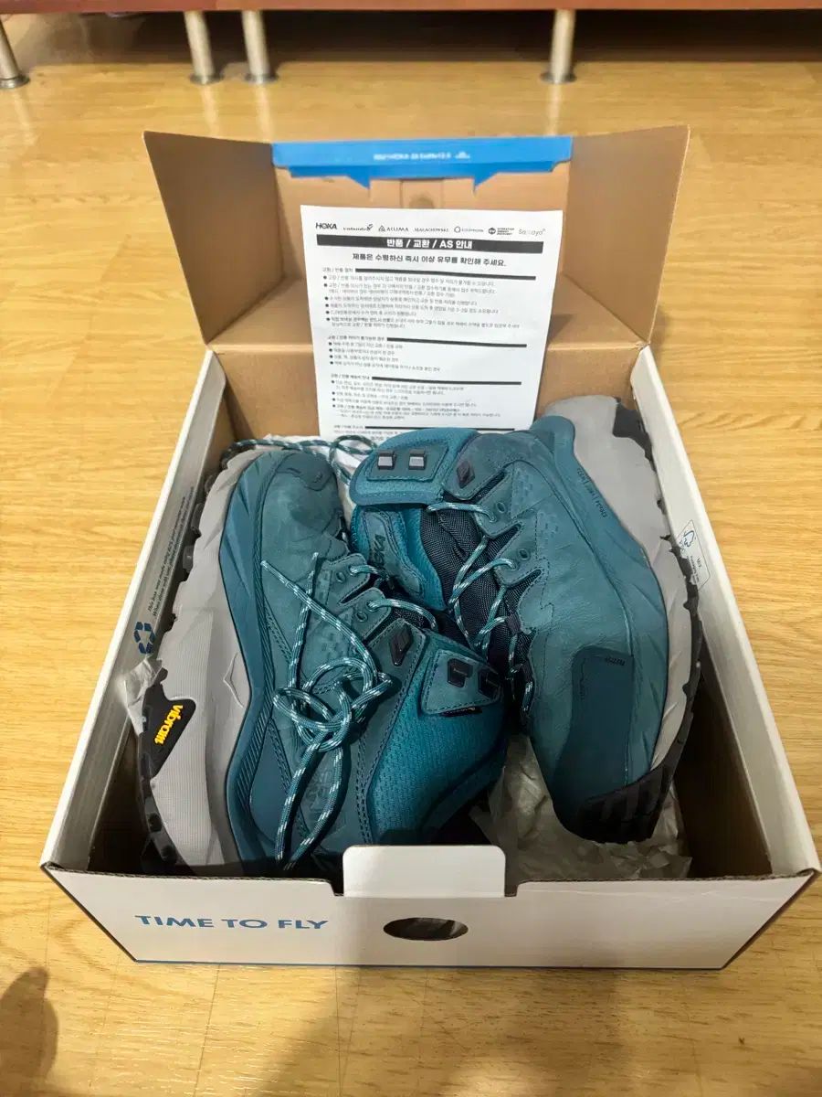 ホカオネオネ カハ 2 GTX 登山靴 260mm