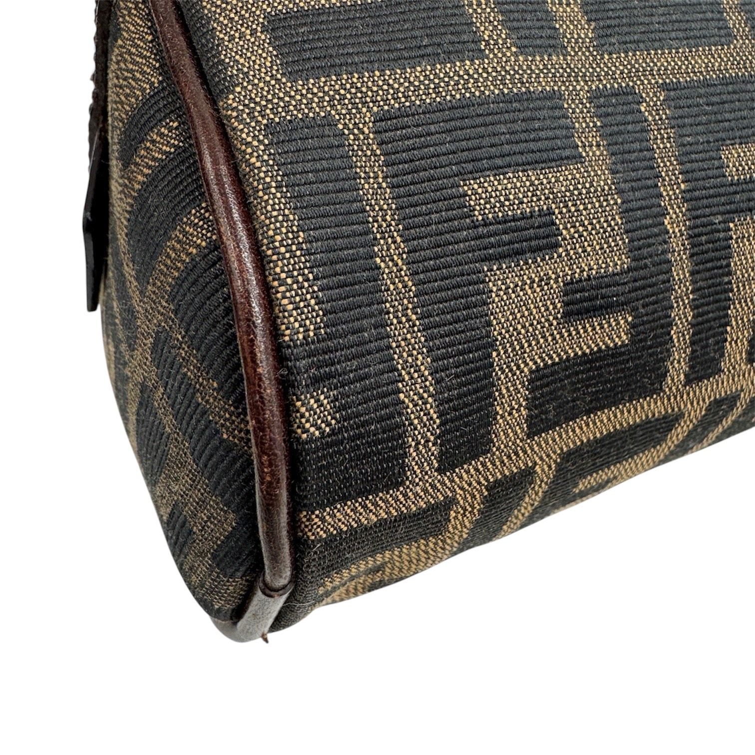 ショルダーバッグ