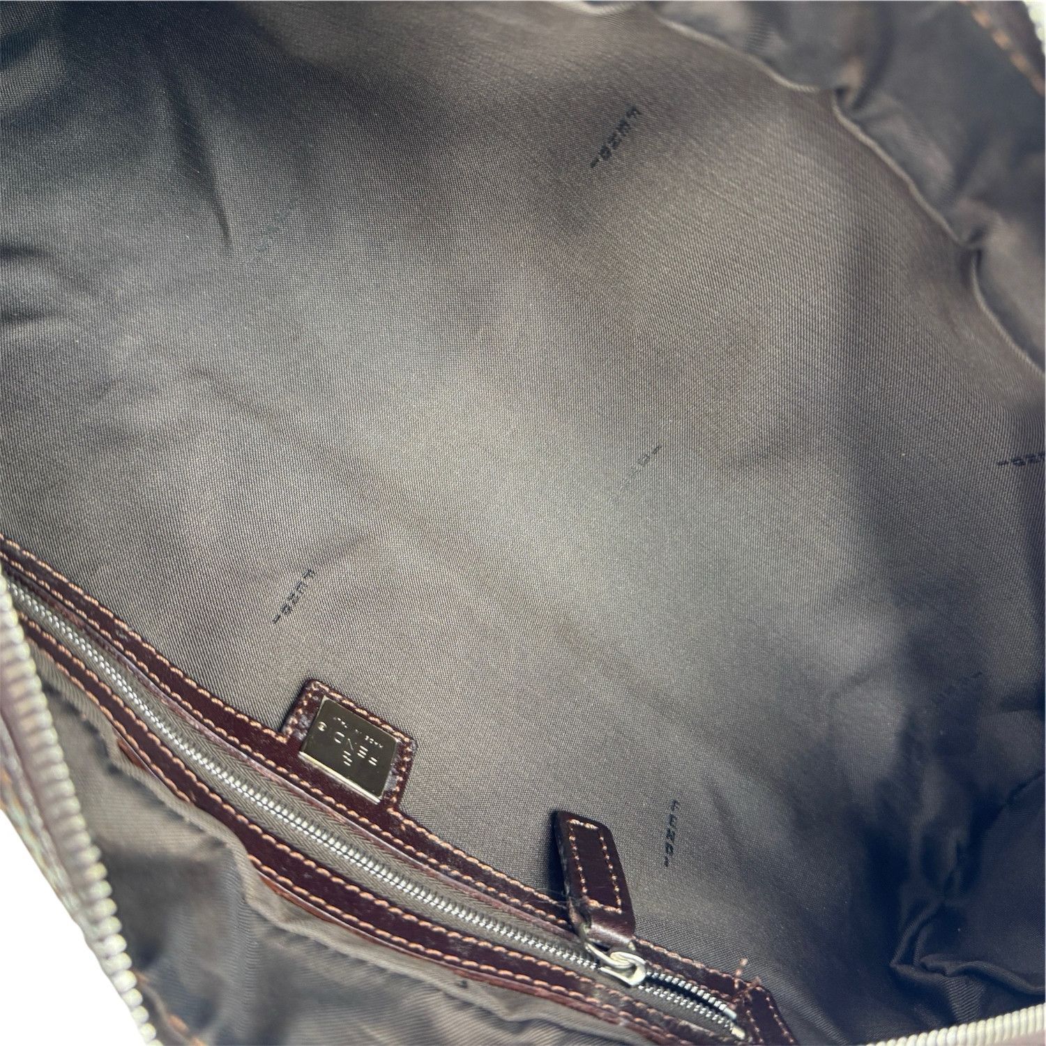 FENDI フェンディ