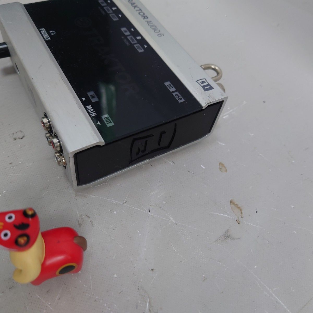 Native Instruments Traktor Audio 6 動作品 DJオーディオインターフェース オーディオ6 トラクター USBサウンドカード z-2346