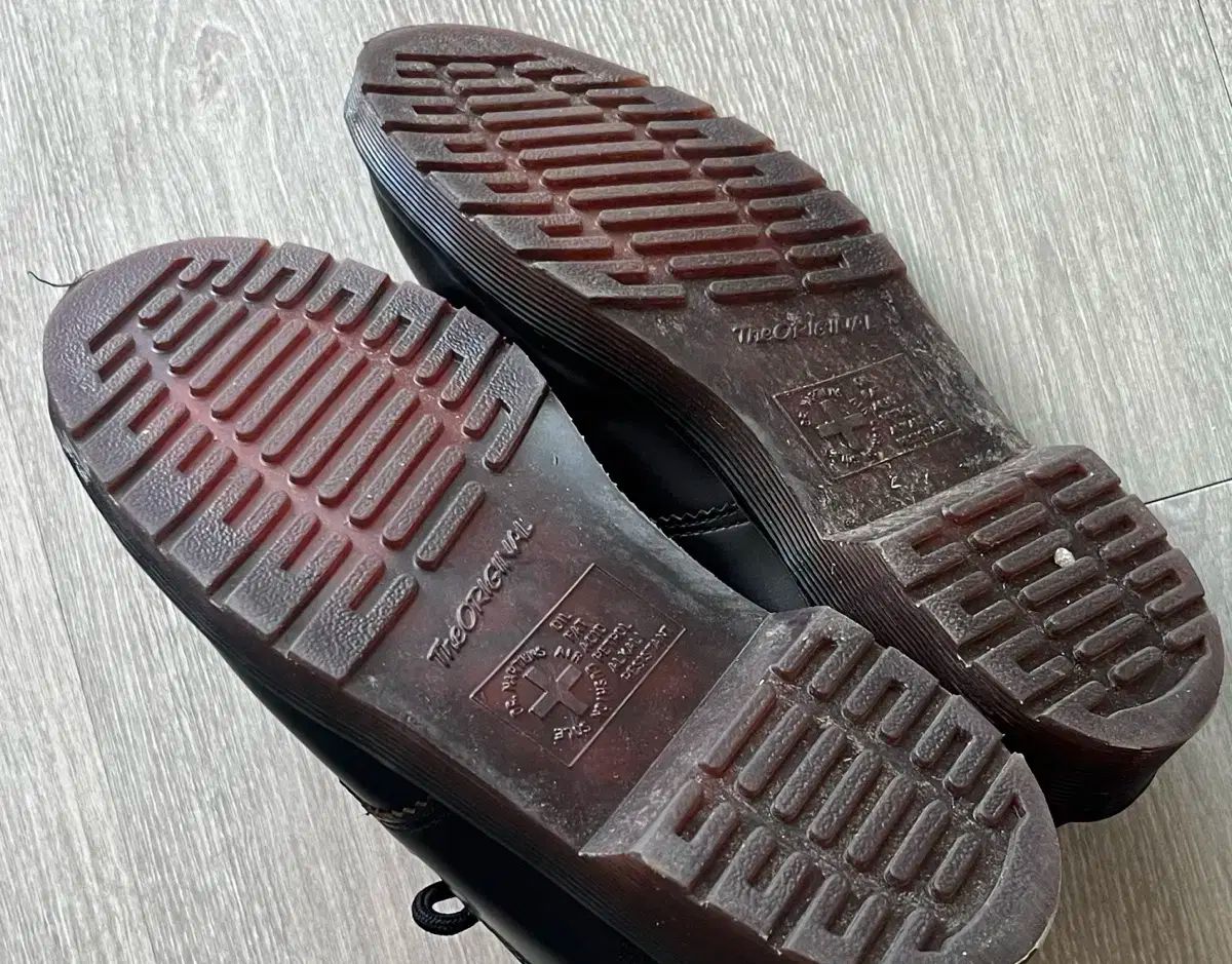 DR. MARTENS ドクターマーチン ビリングトン ギリー カジュアルシューズ ブラック