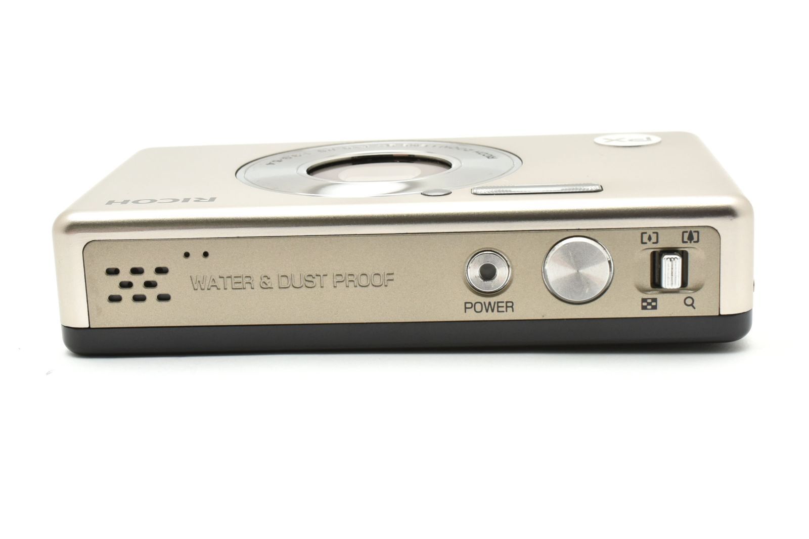 コンパクトデジタルカメラ