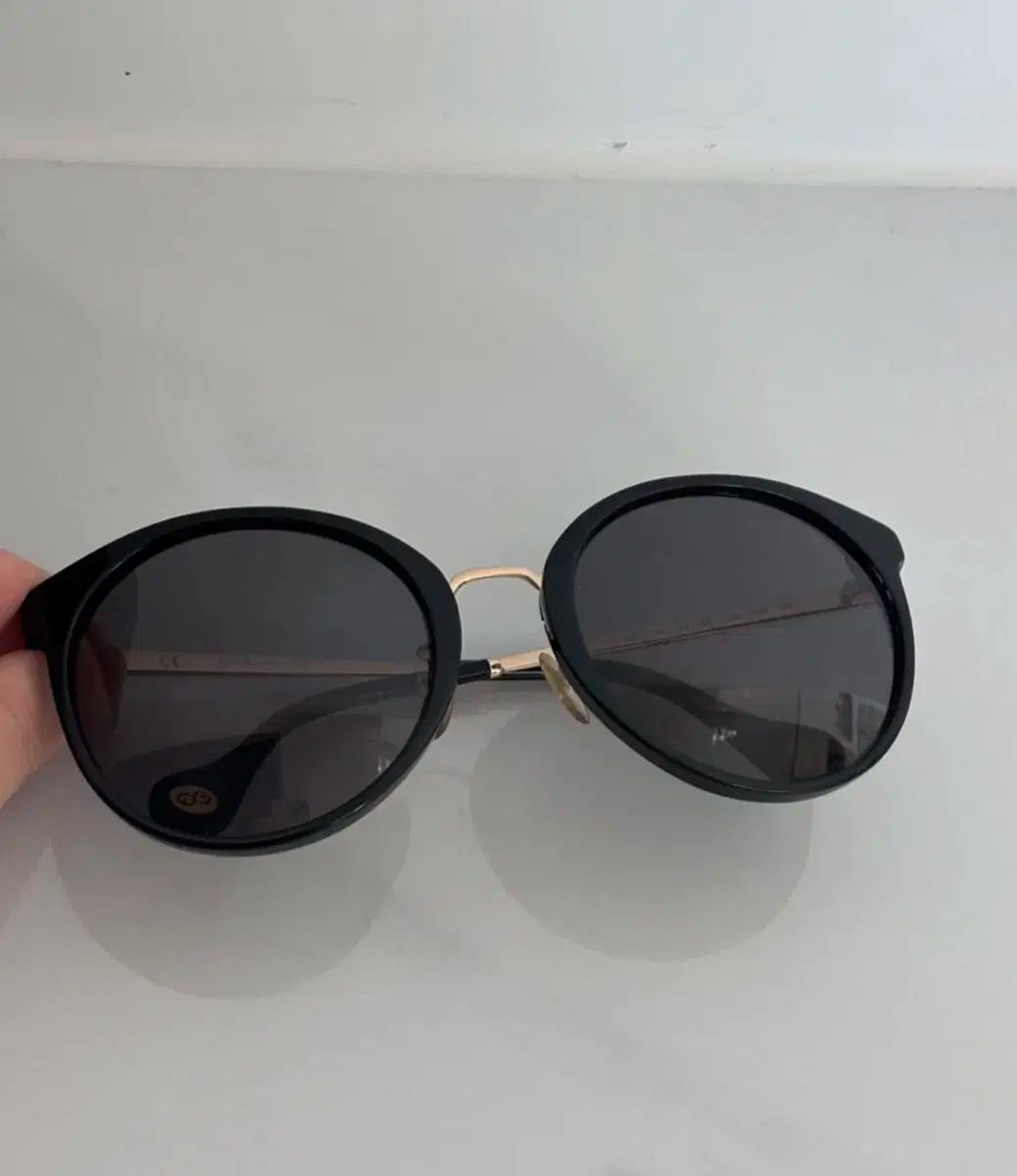 ESCADA エスカーダ サングラス ブラック GOLD