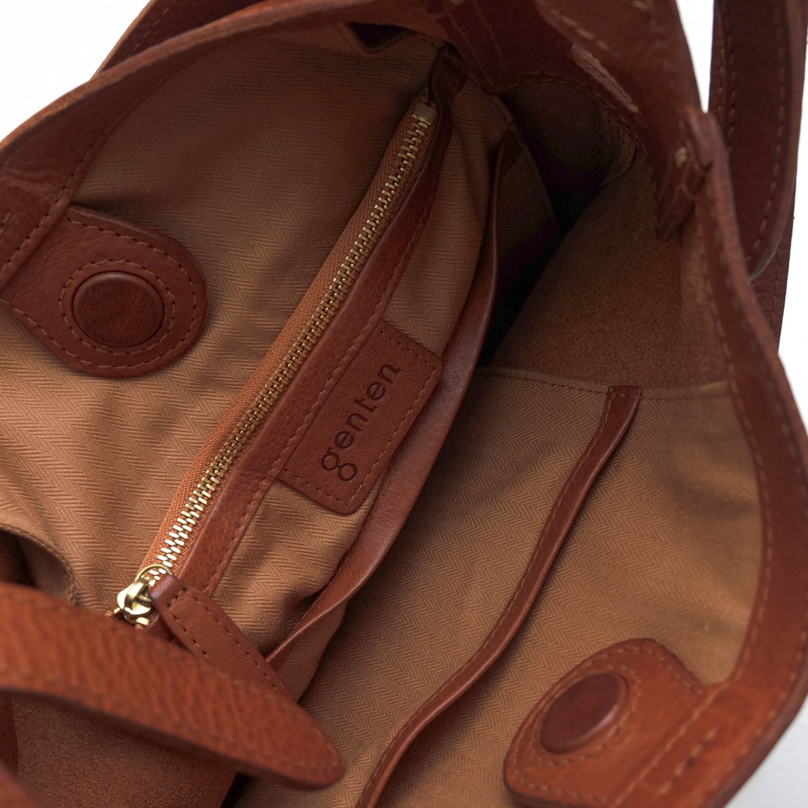 ゲンテン genten バッグ ショルダーバッグ 鞄 レディース 女性 女性用 レザー 革 本革 ブラウン 茶 41886 Tosca Noble II トスカノーブル2 バケットバッグ シボ革 シュリンクレザー DECORATOM_COM_BR