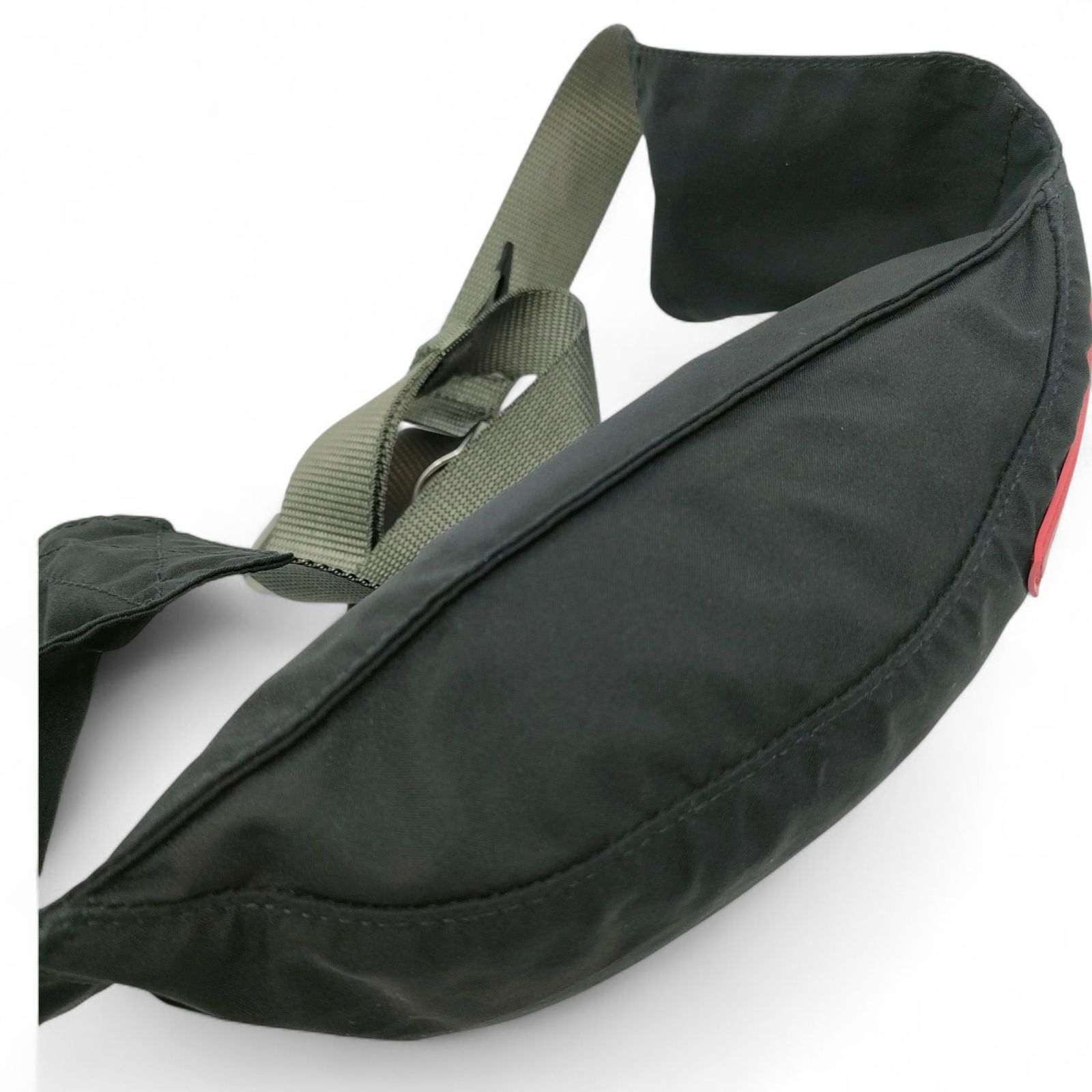 PRADA スポーツ ウエストポーチ プラダスポーツ ボディバッグ ブラック プラダ DECORATOM_COM_BR